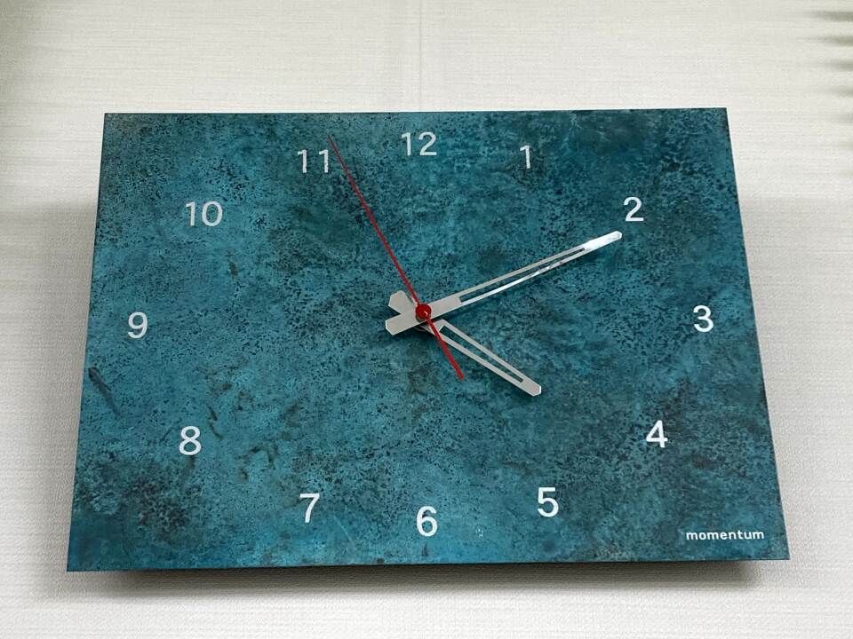 �n�k�̗h��Ŏ��v�̓d�r�������A���̎��ԂŎ~�܂��Ă��܂��E�E�E